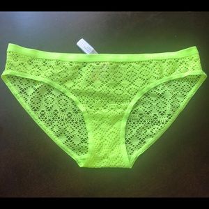 Victoria’s Secret Lace Bikini Medium